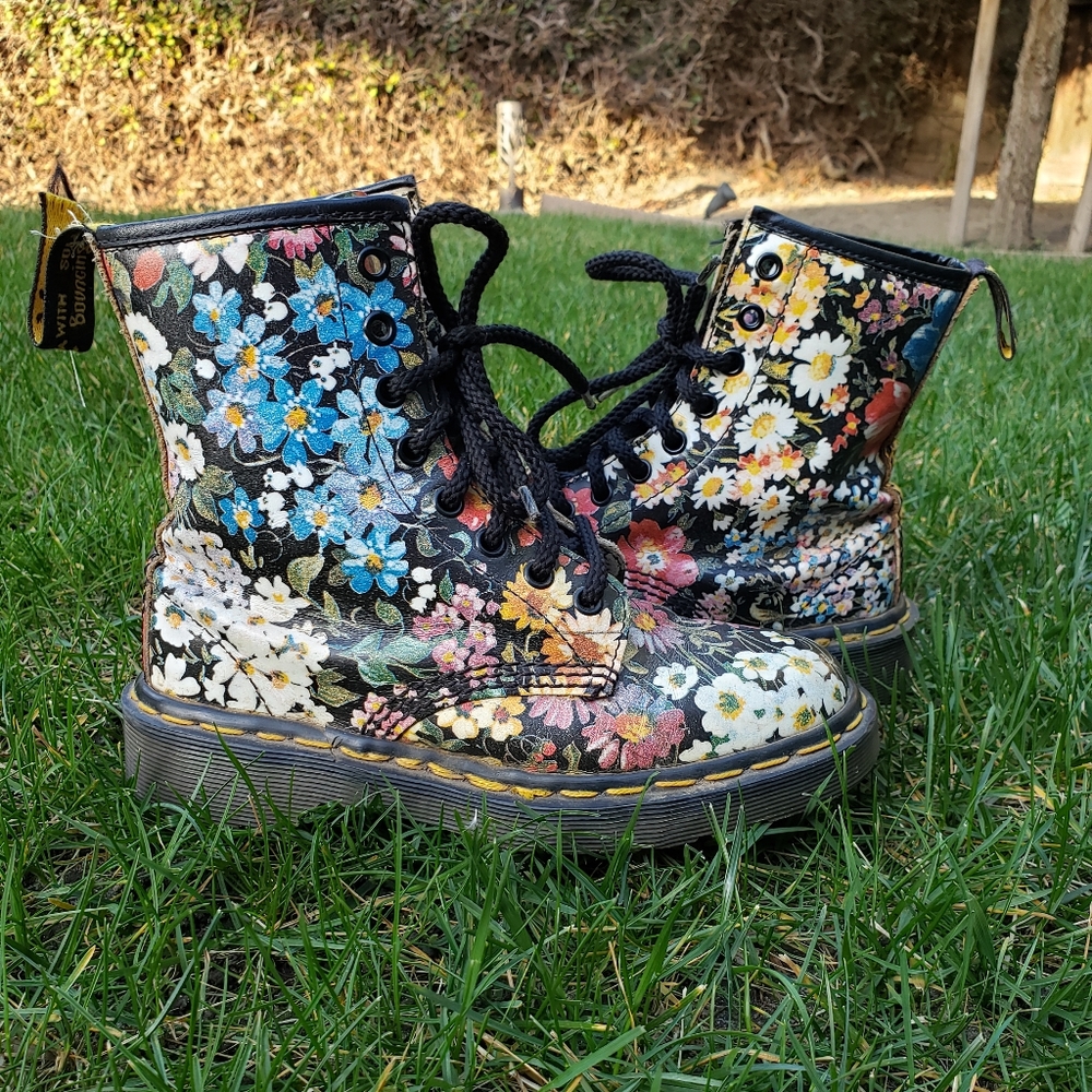 Dr. Martens VTG 90"s Floral Combat boot - Picture 13 of 13